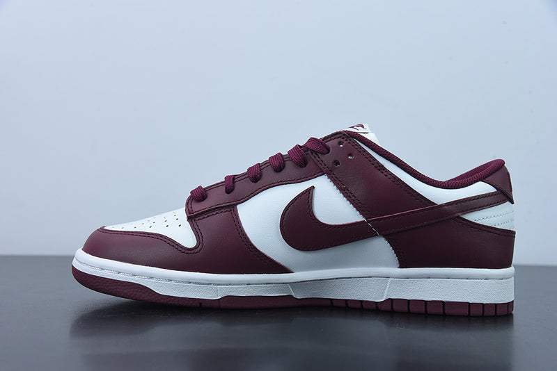 Nike Dunk Low Bordeaux