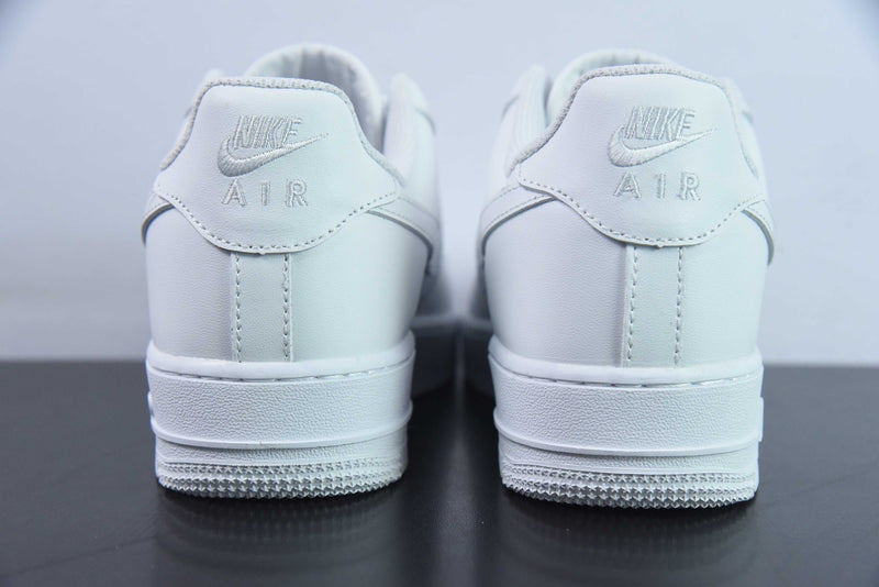 Nike Air Force 1 '07 White