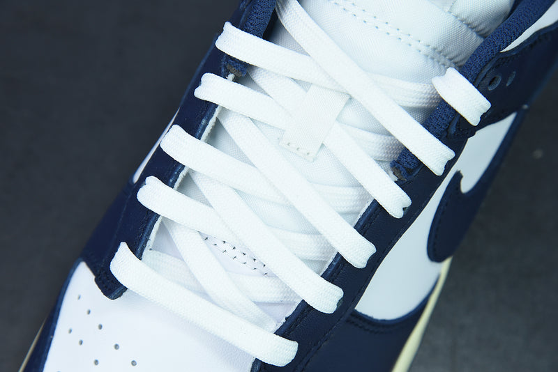 Nike Dunk Low SP Vintage Navy