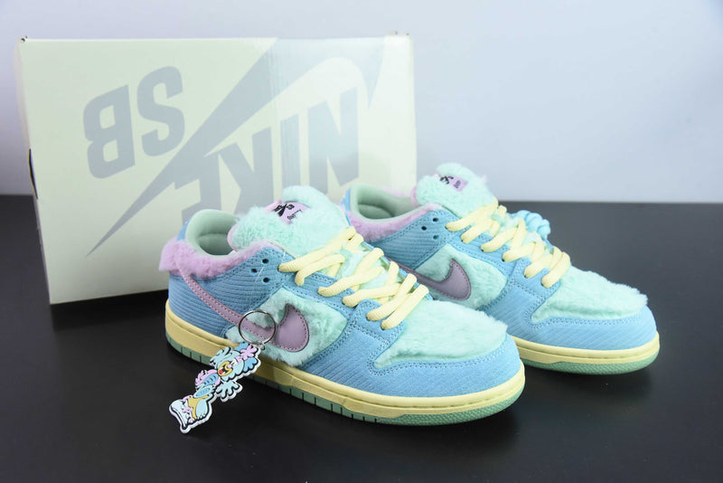 Verdy x Nk SB Dunk Low "Visty"