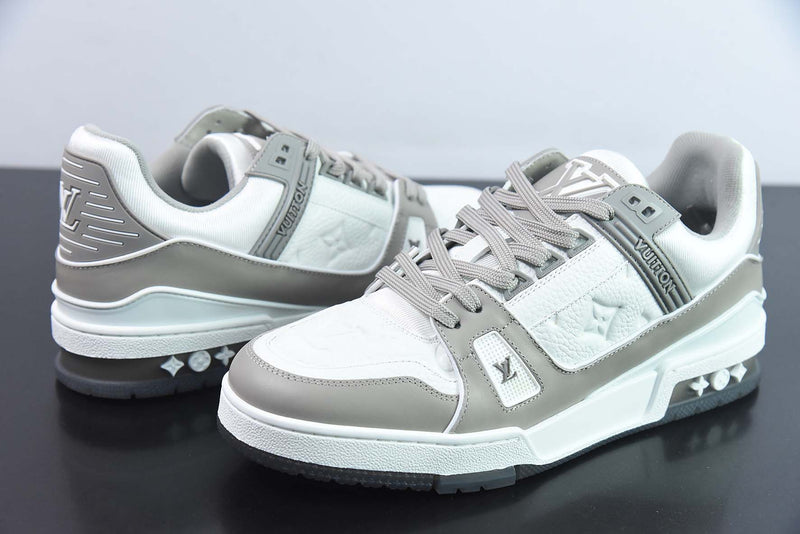 Louis Vuitton Trainer Grey White