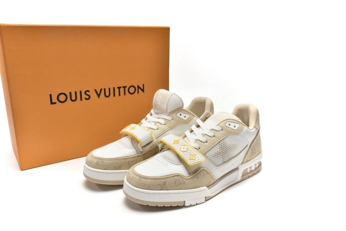 Louis Vuitton Trainer Beige Cloth Cover