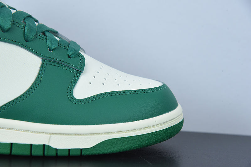 Nike Dunk Low SE Lottery Green Pale Ivory