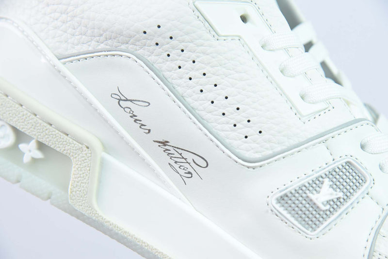 Louis Vuitton Trainer White Litchi Pattern