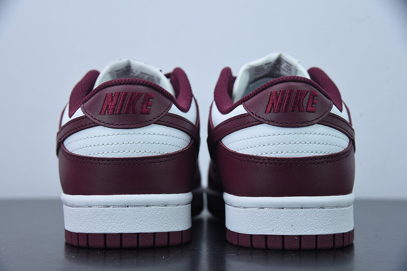 Nike Dunk Low Bordeaux