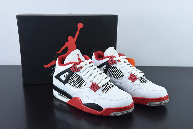 Jordan 4 Retro Fire Red (2020)