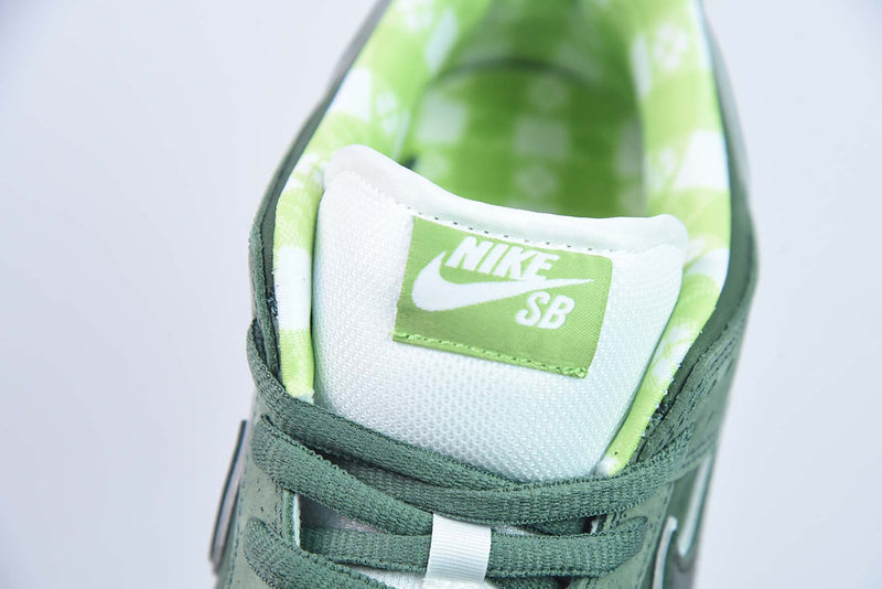 Nike SB Dunk Low Concepts Green Lobster