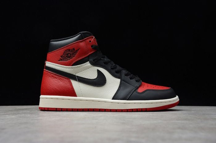 Jordan 1 Retro High Bred Toe