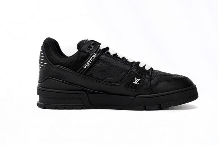 Louis Vuitton Trainer All Black Embossing