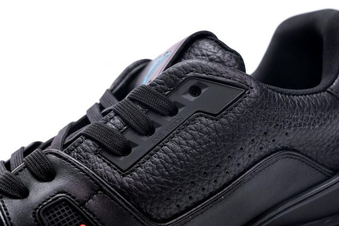 Louis Vuitton Trainer Black Litchi Pattern