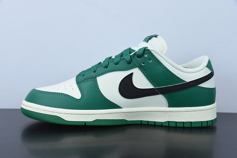 Nike Dunk Low SE Lottery Green Pale Ivory