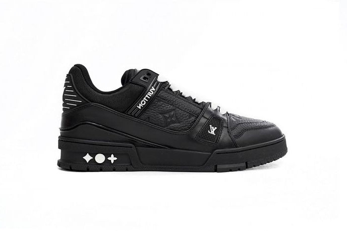 Louis Vuitton Trainer All Black Embossing