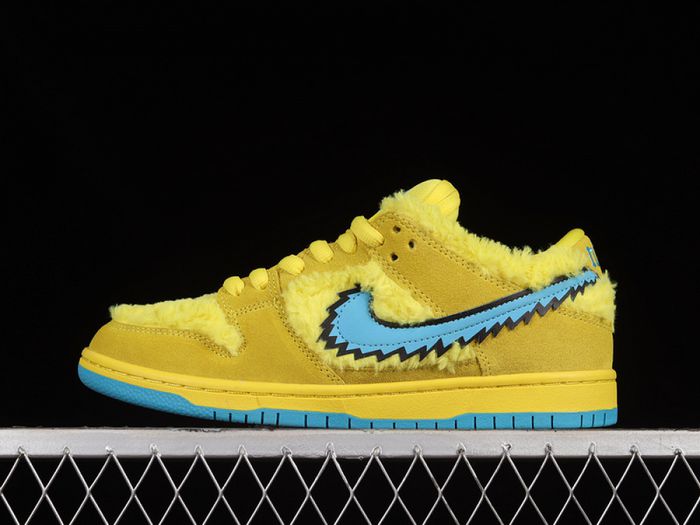 Nike SB Dunk Low Grateful Dead Yellow Bear