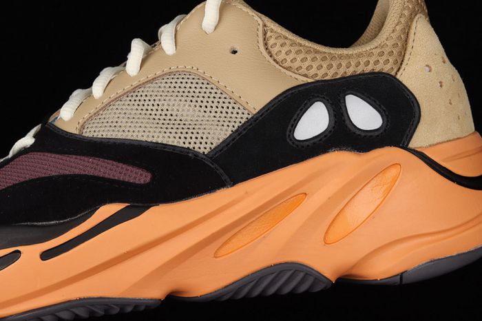 Adidas Yeezy Boost 700 V2 Enflame Amber Mauve