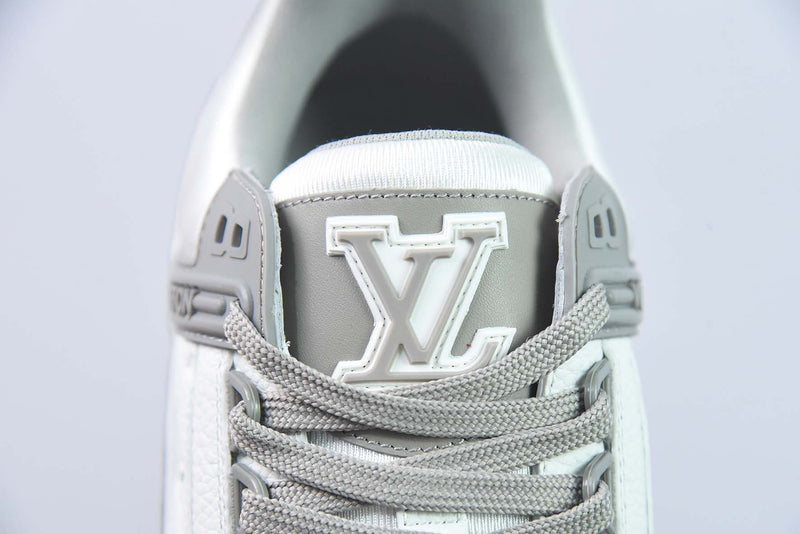 Louis Vuitton Trainer Grey White