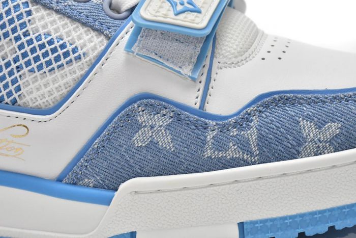 Louis Vuitton Trainer Blue Cloth Surface