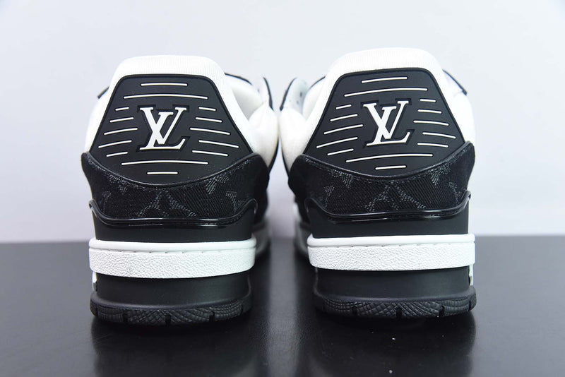 Louis Vuitton Trainer Black And White Cloth Cover