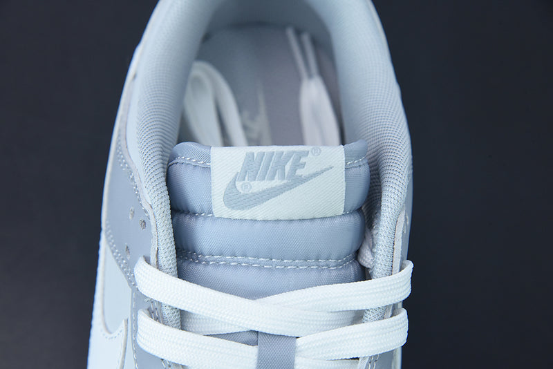 Nike Dunk Low Retro 'Pure Platinum'