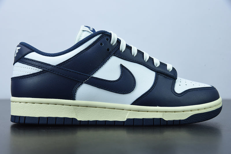 Nike Dunk Low SP Vintage Navy