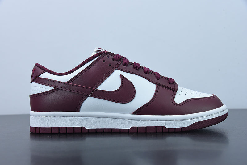 Nike Dunk Low Bordeaux