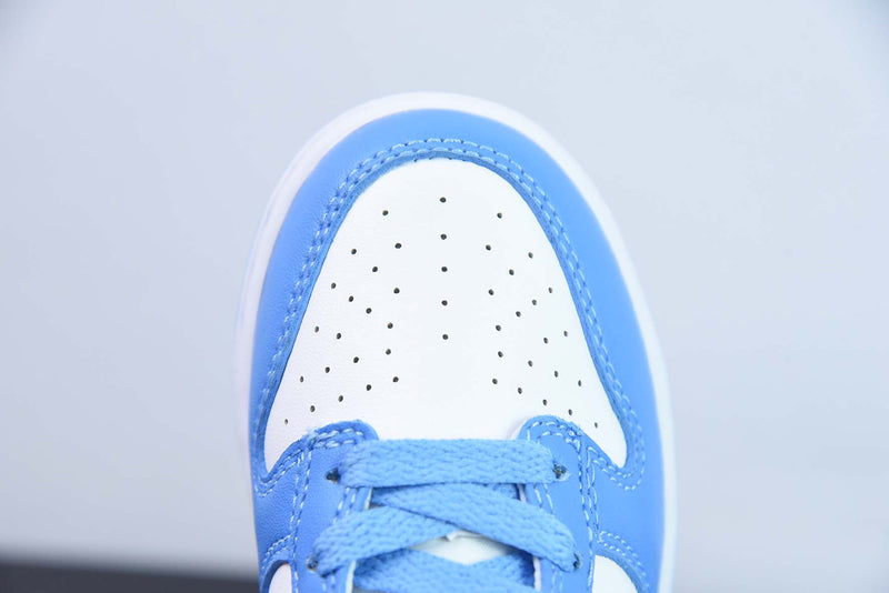 Nike Dunk Low UNC 'Univeristy Blue'