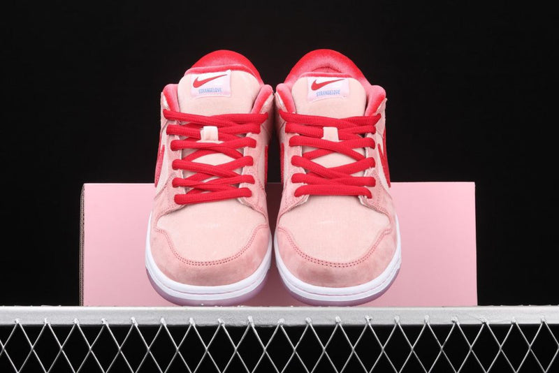 Nike SB Dunk Low StrangeLove Skateboards