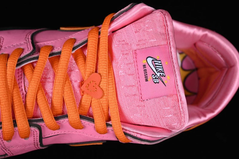 The Powerpuff Girls x Nike SB Dunk Low Blossom