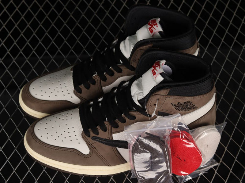 Travis Scott x Air Jordan 1 Retro High Dark Mocha